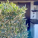 아파트 Nuras - Monolocale Sea-front Cala Lupo