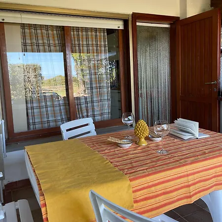 Nura's - Monolocale Sea-front Cala Lupo